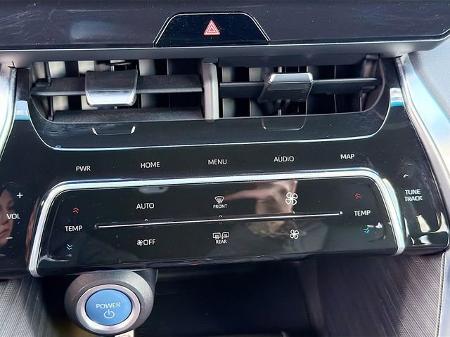 Used 2021 Toyota Venza Limited w/ Advanced Technology Package AWD/4WD image 17