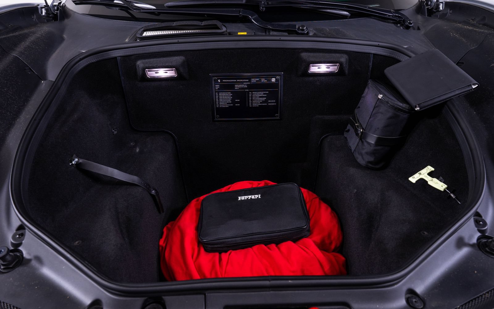 Used 2019 Ferrari 488 Spider RWD image 25
