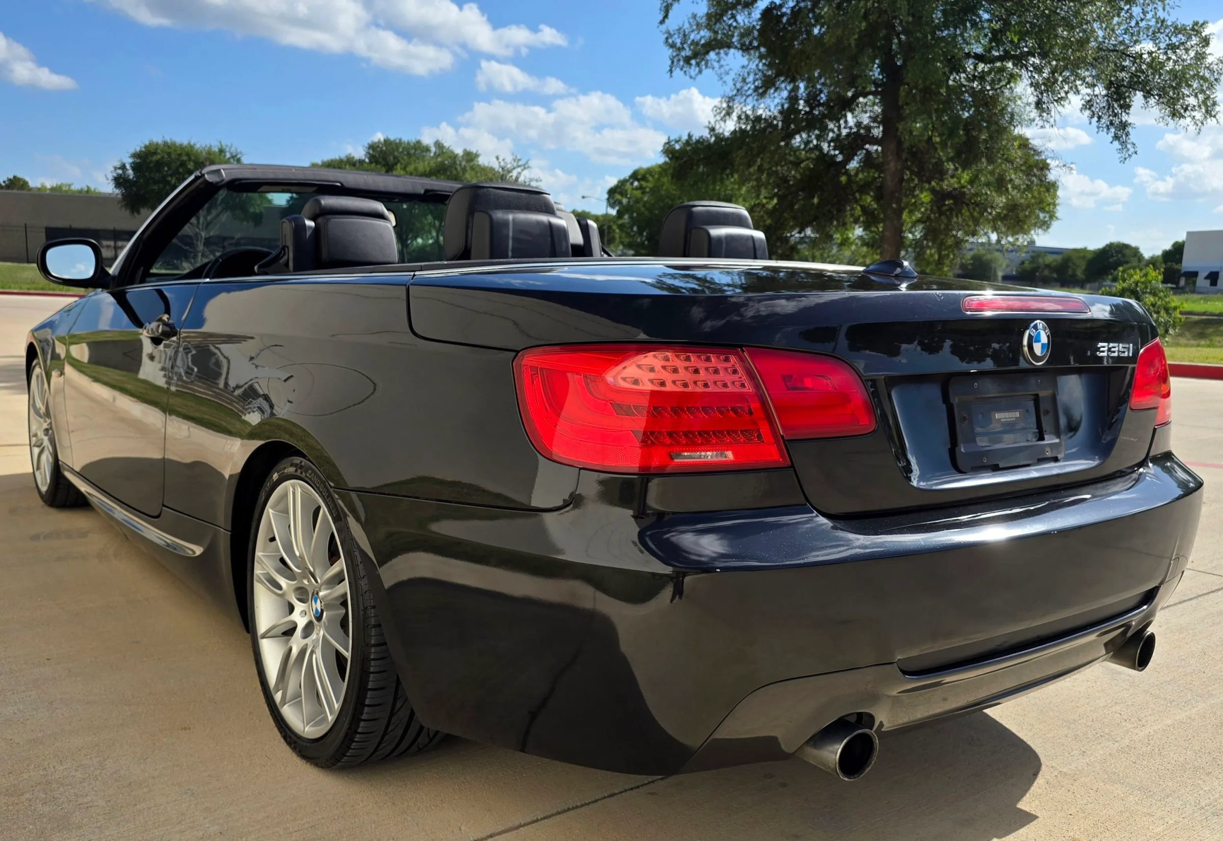 Used 2013 BMW 335i Convertible RWD image 6