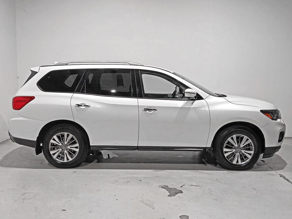 Used 2019 Nissan Pathfinder SL AWD/4WD image 7