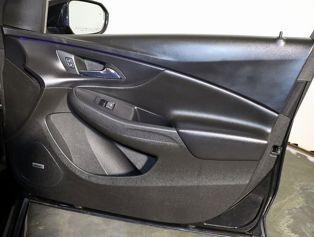 Used 2018 Chevrolet Volt Premier w/ Driver Confidence Package image 33