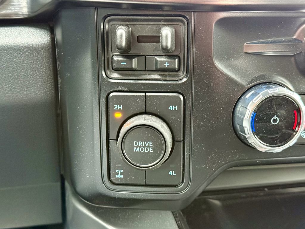 New 2026 Ford F350 Lariat image 28