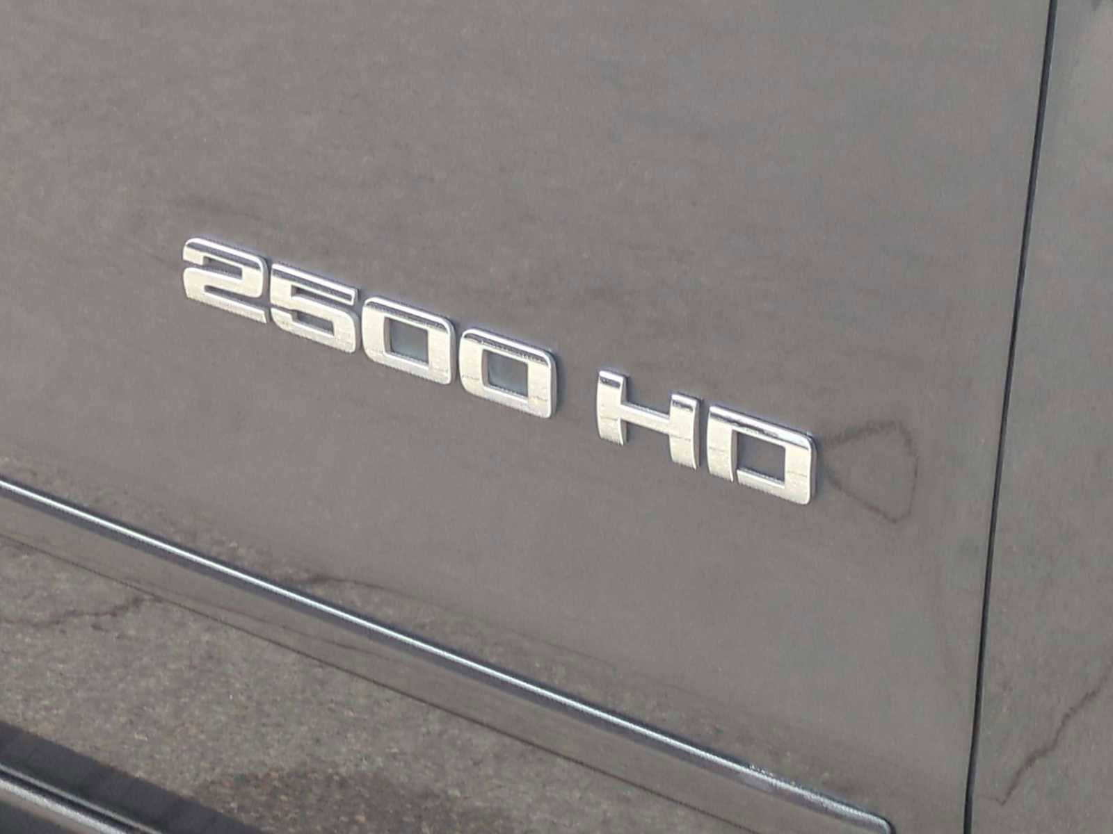 Used 2015 Chevrolet Silverado 2500 LT w/ LT Convenience Package image 29