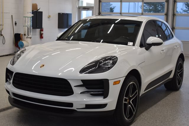 Used 2020 Porsche Macan AWD/4WD image 9