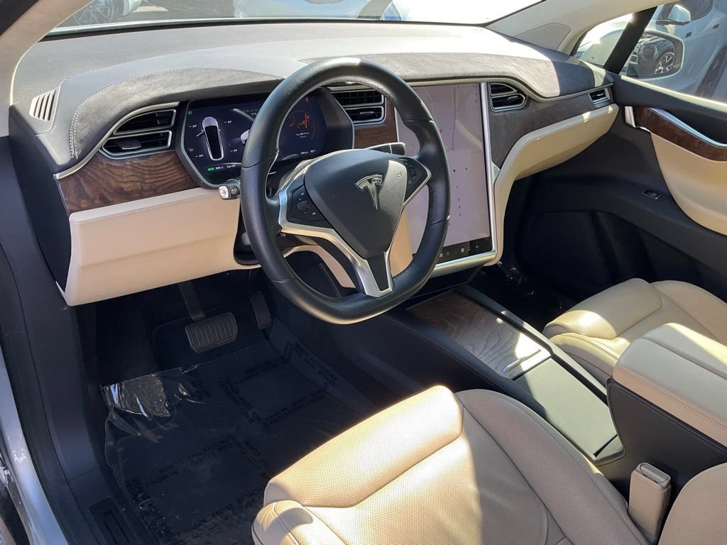 Used 2016 Tesla Model X 75D AWD/4WD image 6