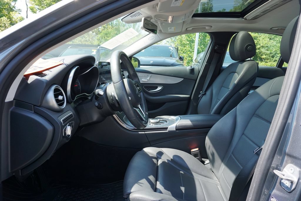 Used 2019 Mercedes-Benz C 300 Sedan image 11