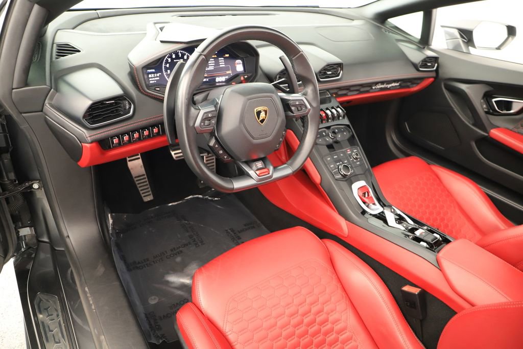 Used 2016 Lamborghini Huracan LP 610-4 image 15