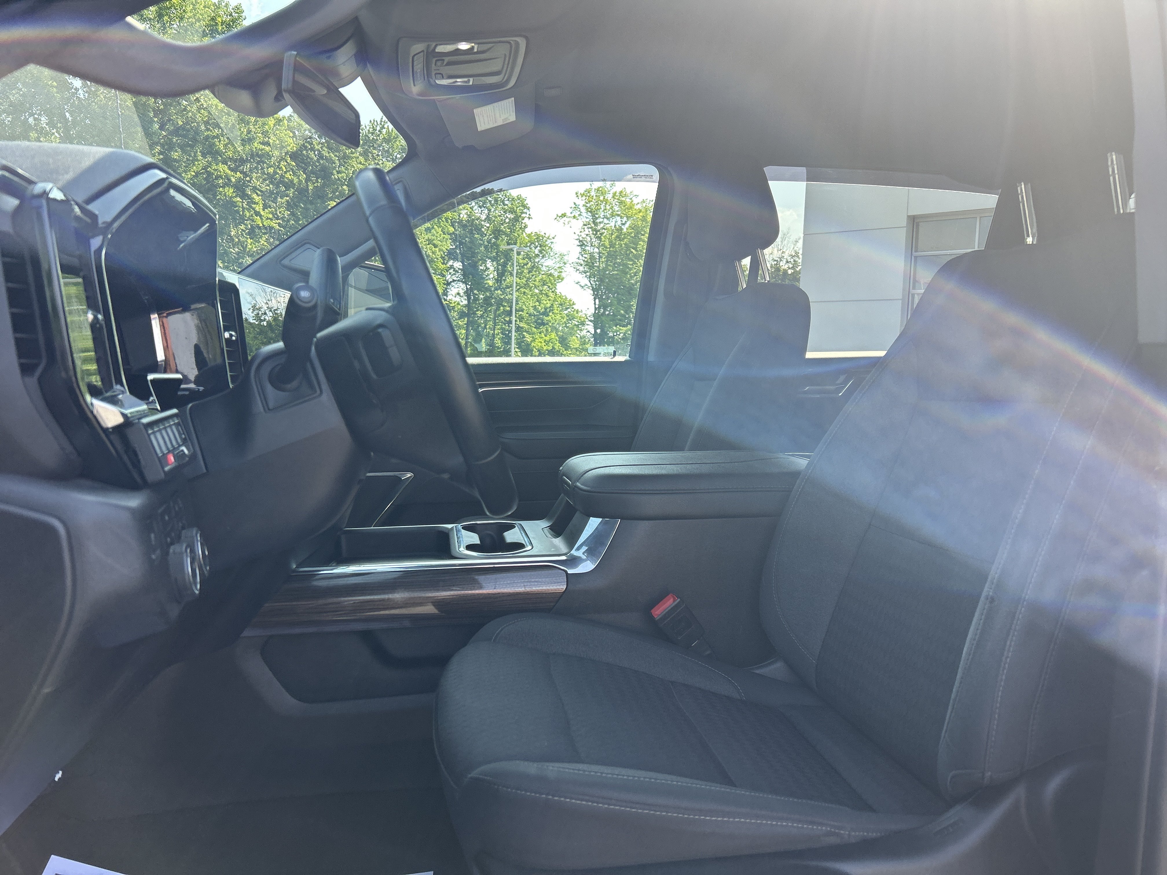 Certified 2024 Chevrolet Silverado 2500 LT w/ Safety Package AWD/4WD image 19