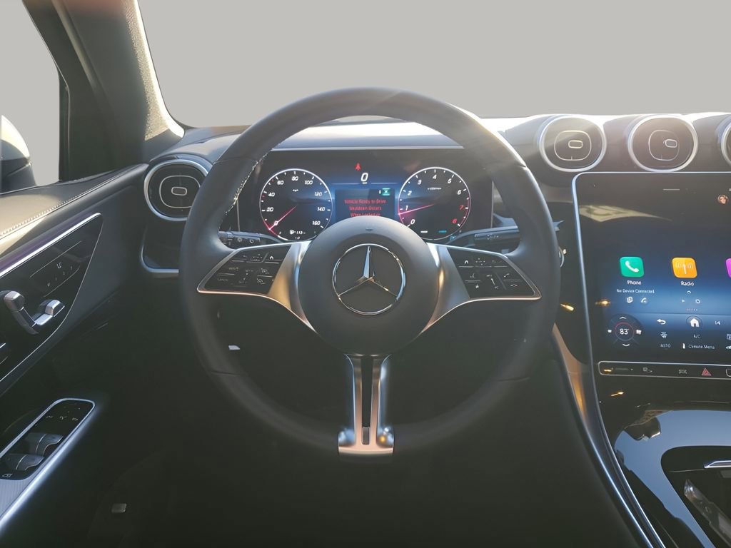 Used 2025 Mercedes-Benz GLC 300 4MATIC image 24