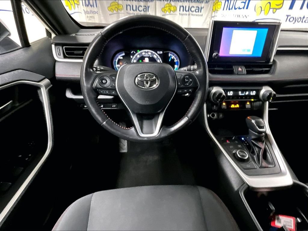 Certified 2023 Toyota RAV4 SE w/ Weather & Moonroof Package AWD/4WD image 17