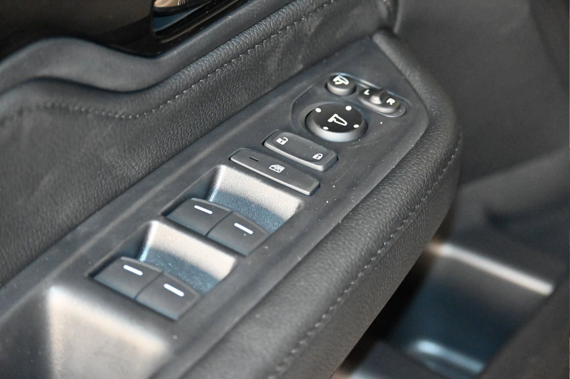 New 2026 Honda Odyssey Elite image 16