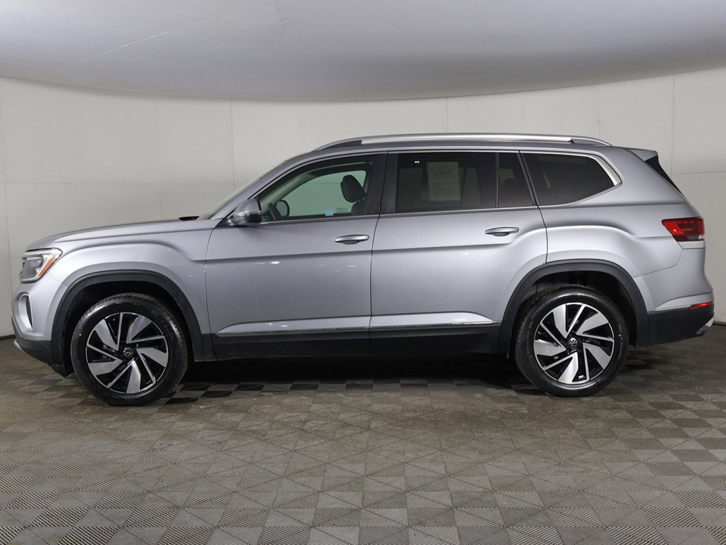 Used 2024 Volkswagen Atlas SEL image 21