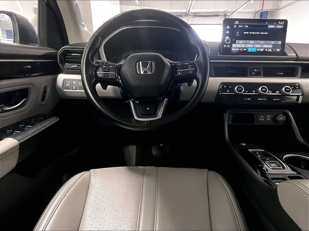 Used 2023 Honda Pilot Elite image 18