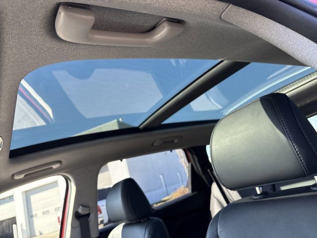 Used 2023 Hyundai Santa Fe Limited AWD/4WD image 18