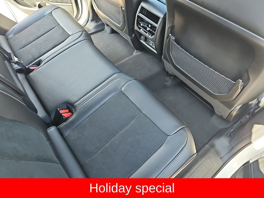 New 2025 Jeep Grand Cherokee Altitude image 11