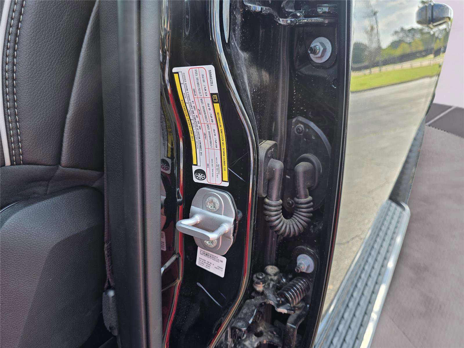 New 2026 RAM 2500 Laramie w/ Night Edition image 82