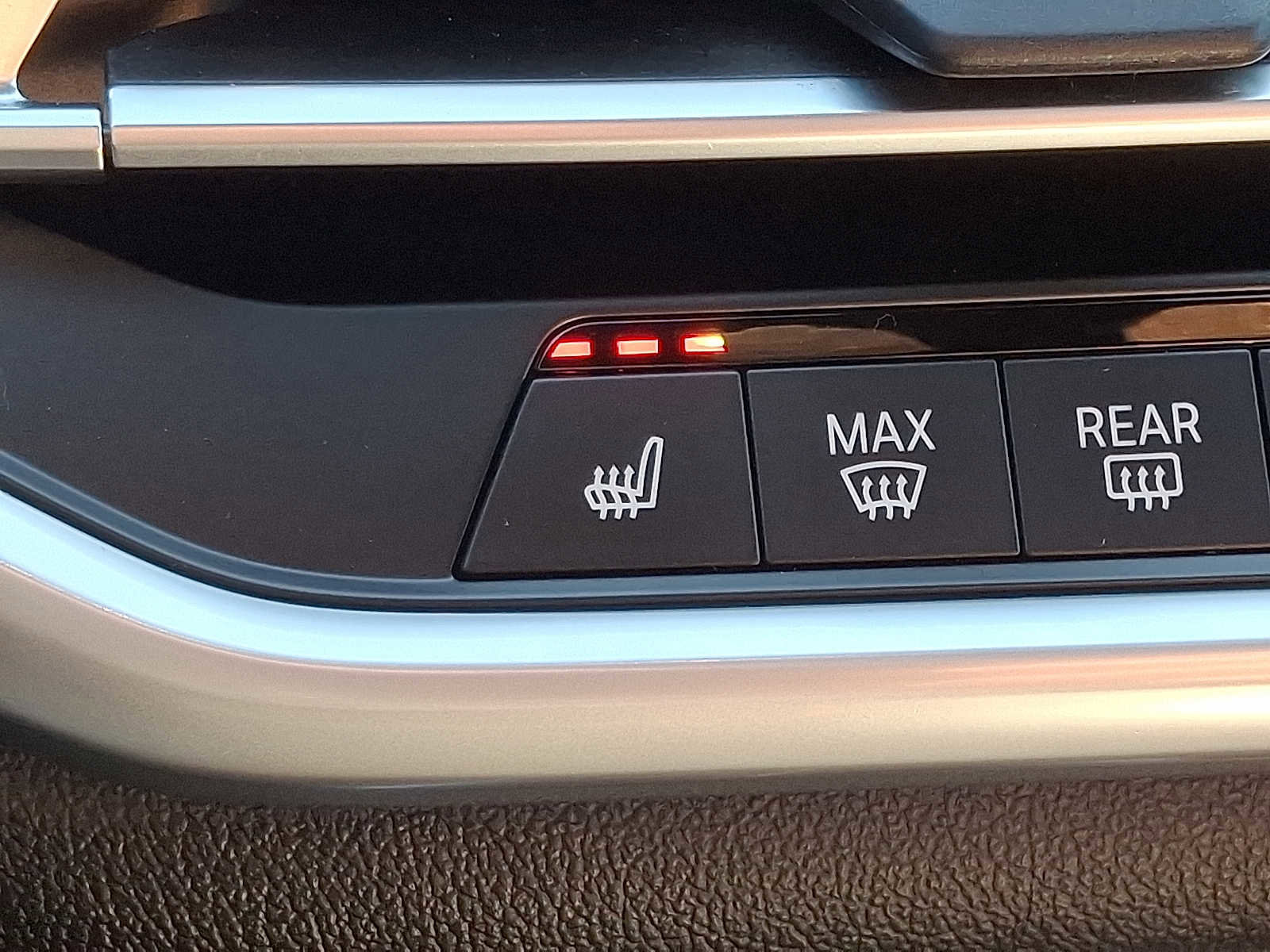 Used 2023 BMW X5 xDrive40i w/ Premium Package image 25