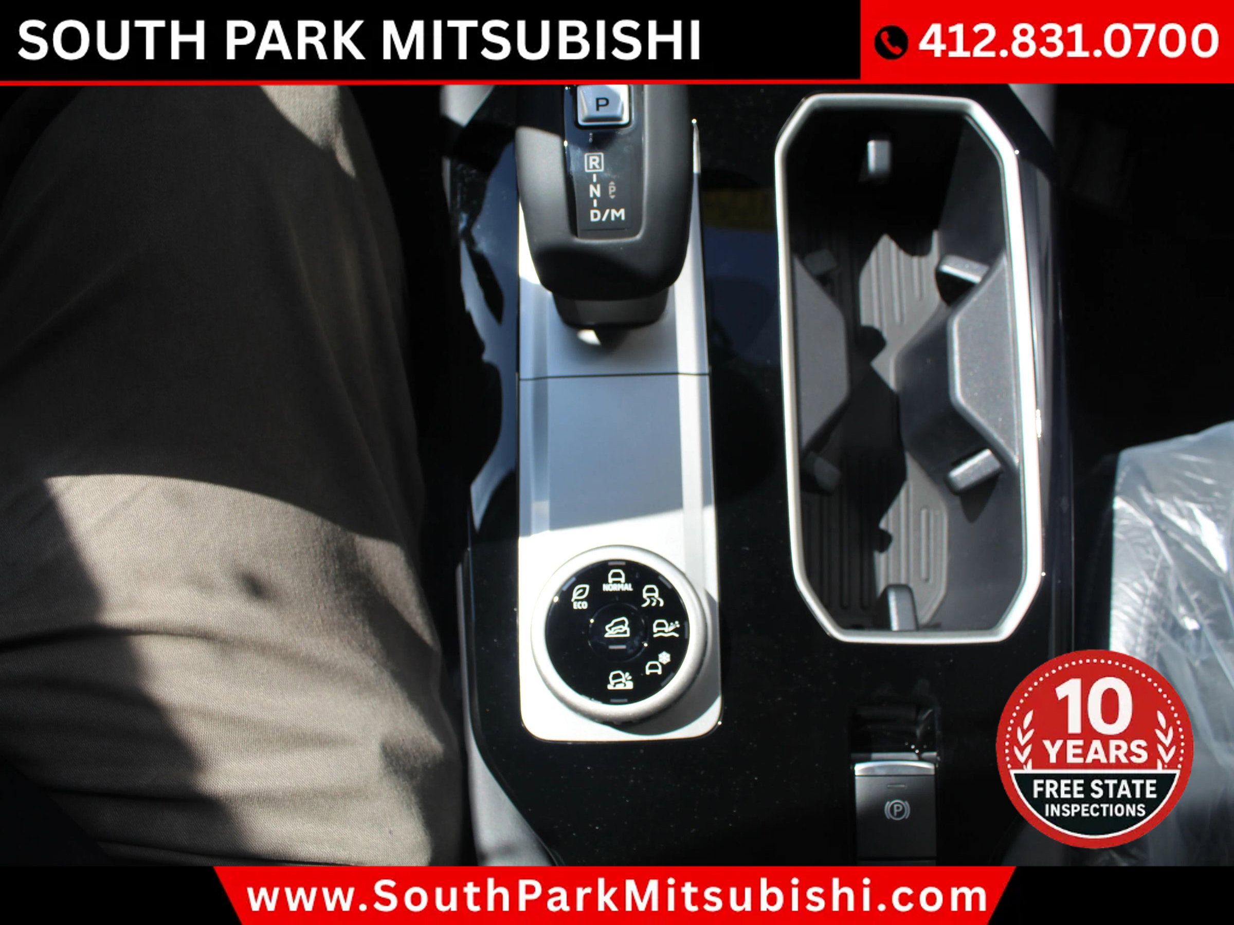 New 2025 Mitsubishi Outlander SE image 24