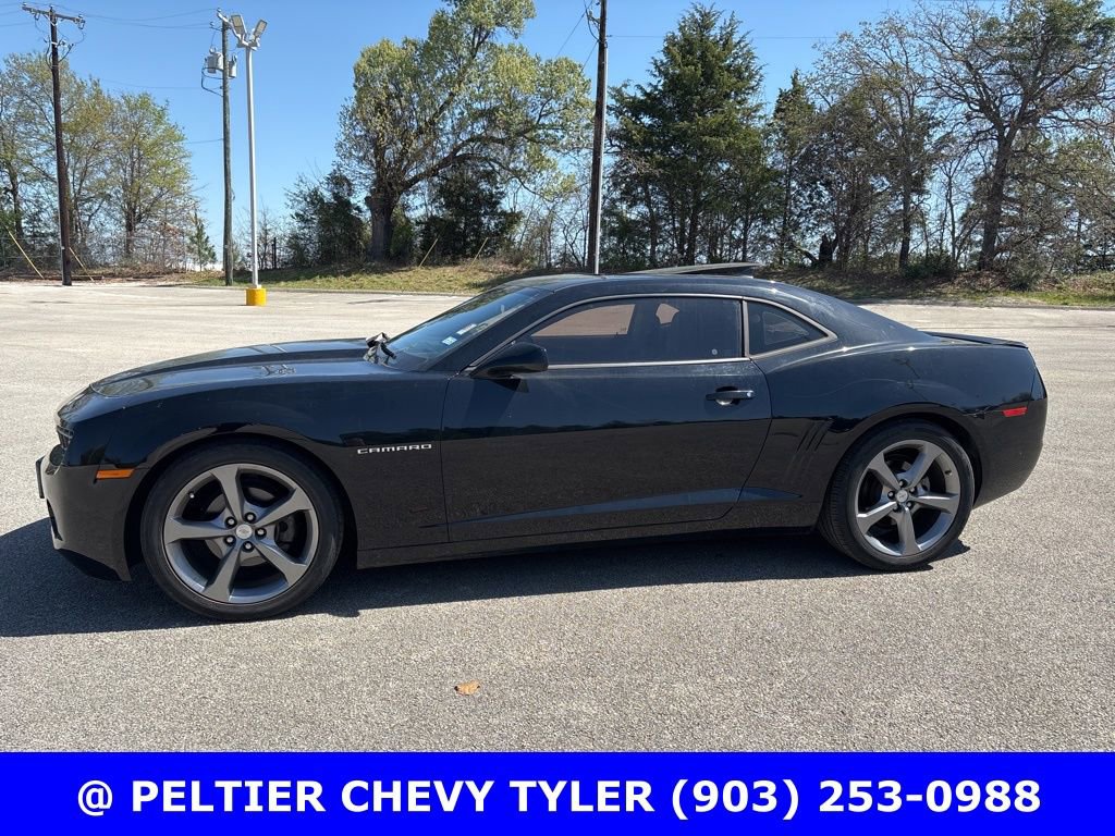 Used 2013 Chevrolet Camaro LT w/ RS Package image 4