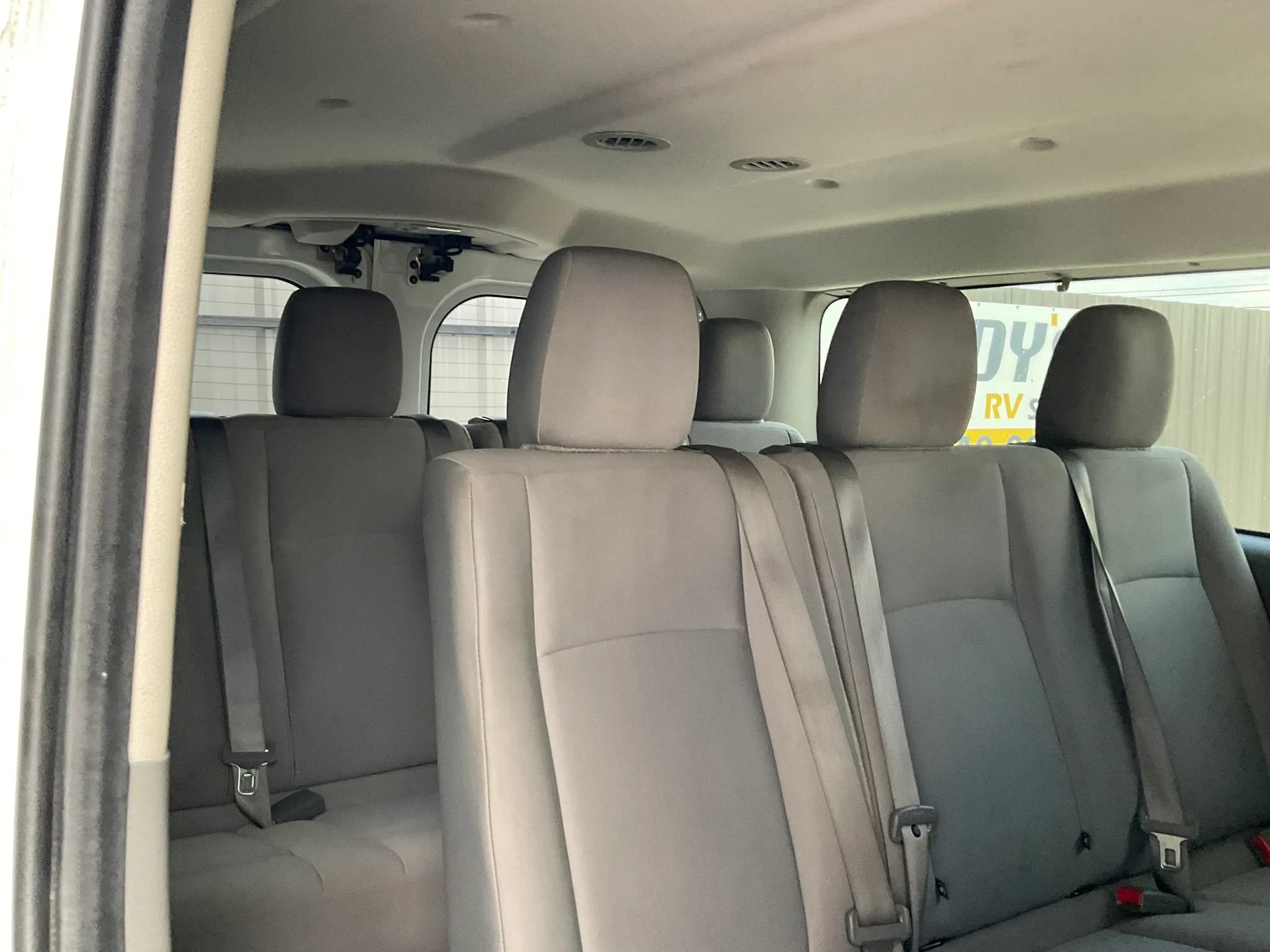 Used 2018 Nissan NV 3500 S RWD image 17