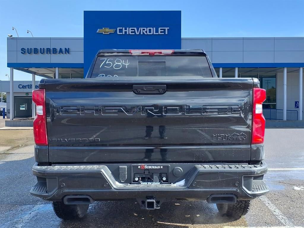New 2026 Chevrolet Silverado 1500 High Country w/ Midnight Edition image 5