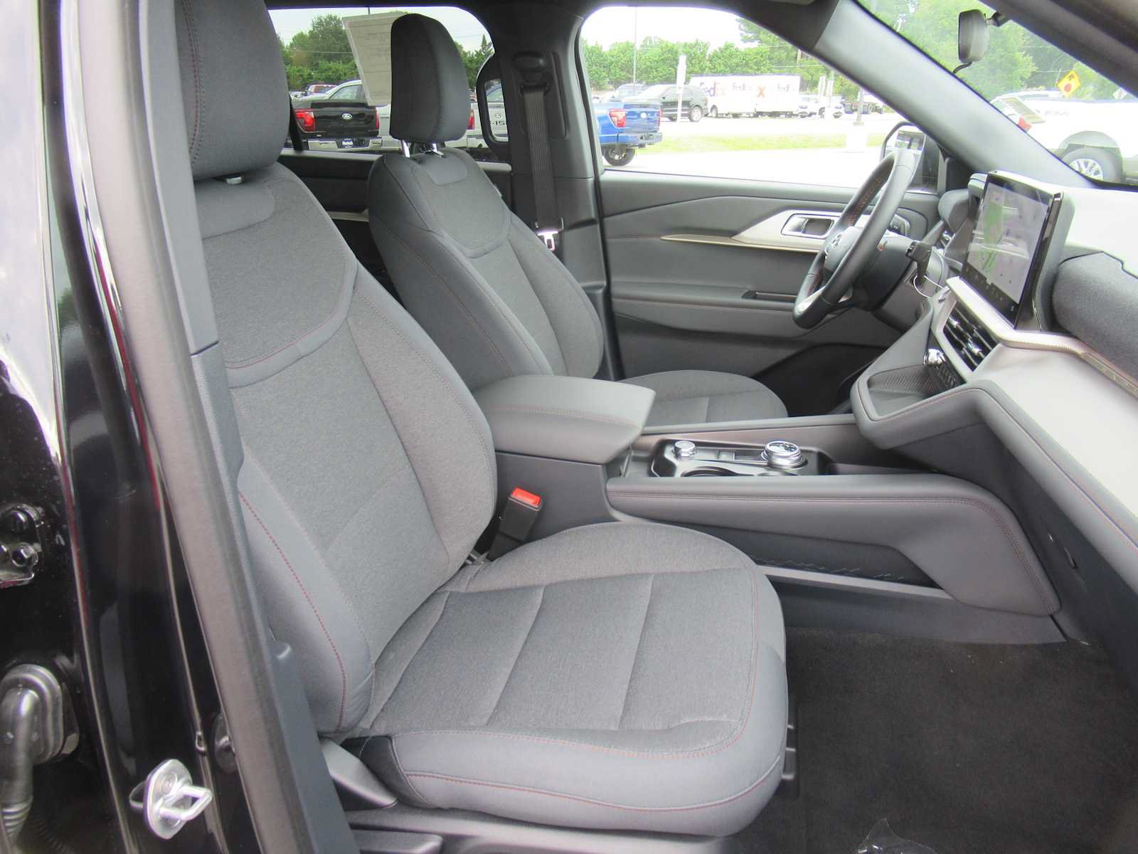 New 2027 Ford Explorer Active AWD/4WD image 19