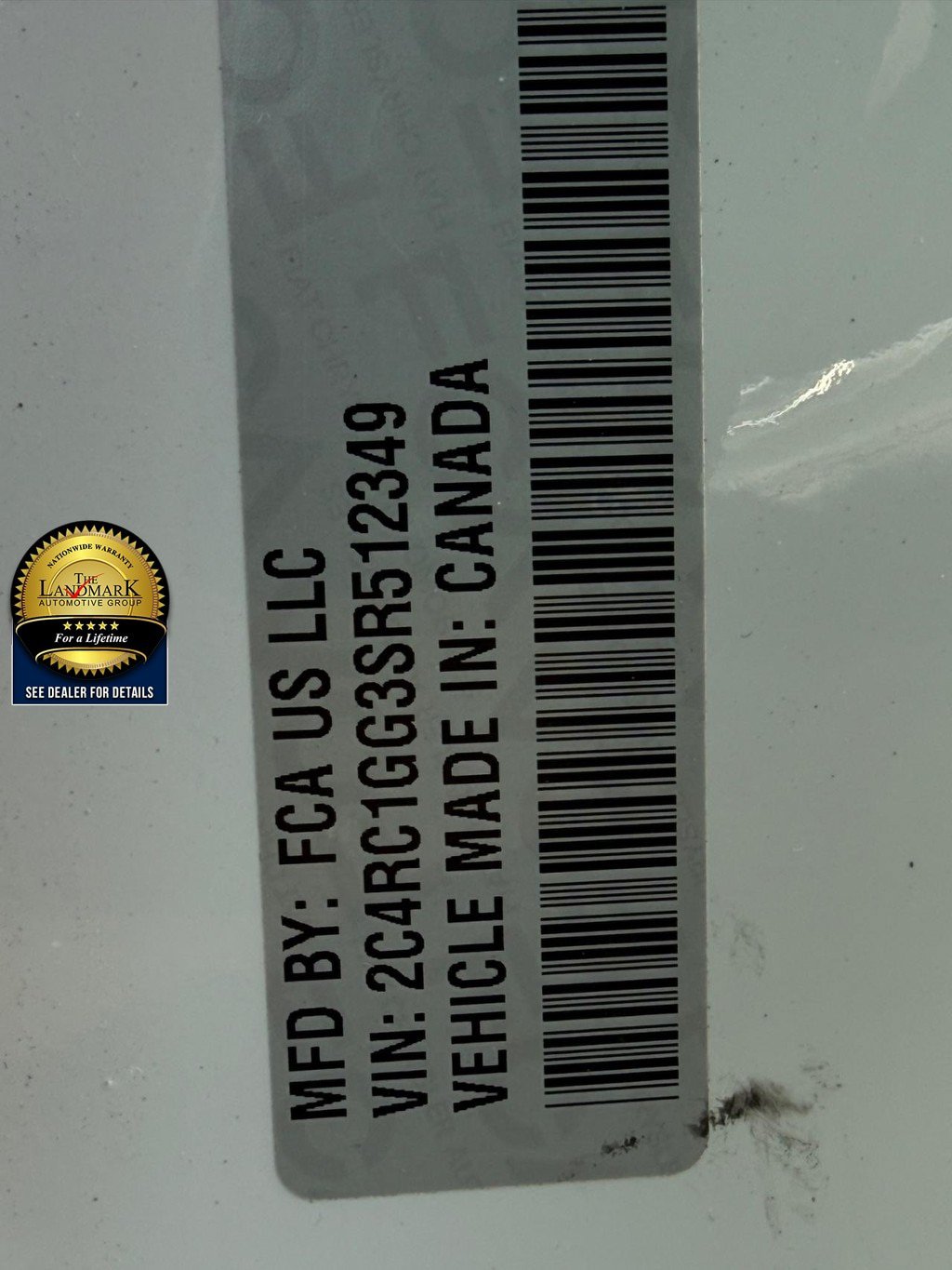 Used 2025 Chrysler Pacifica Limited FWD image 25
