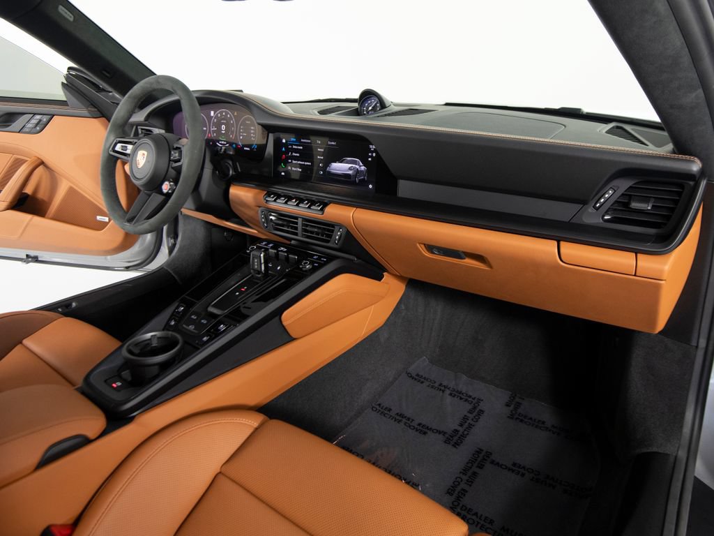 Certified 2026 Porsche 911 Carrera GTS RWD image 34