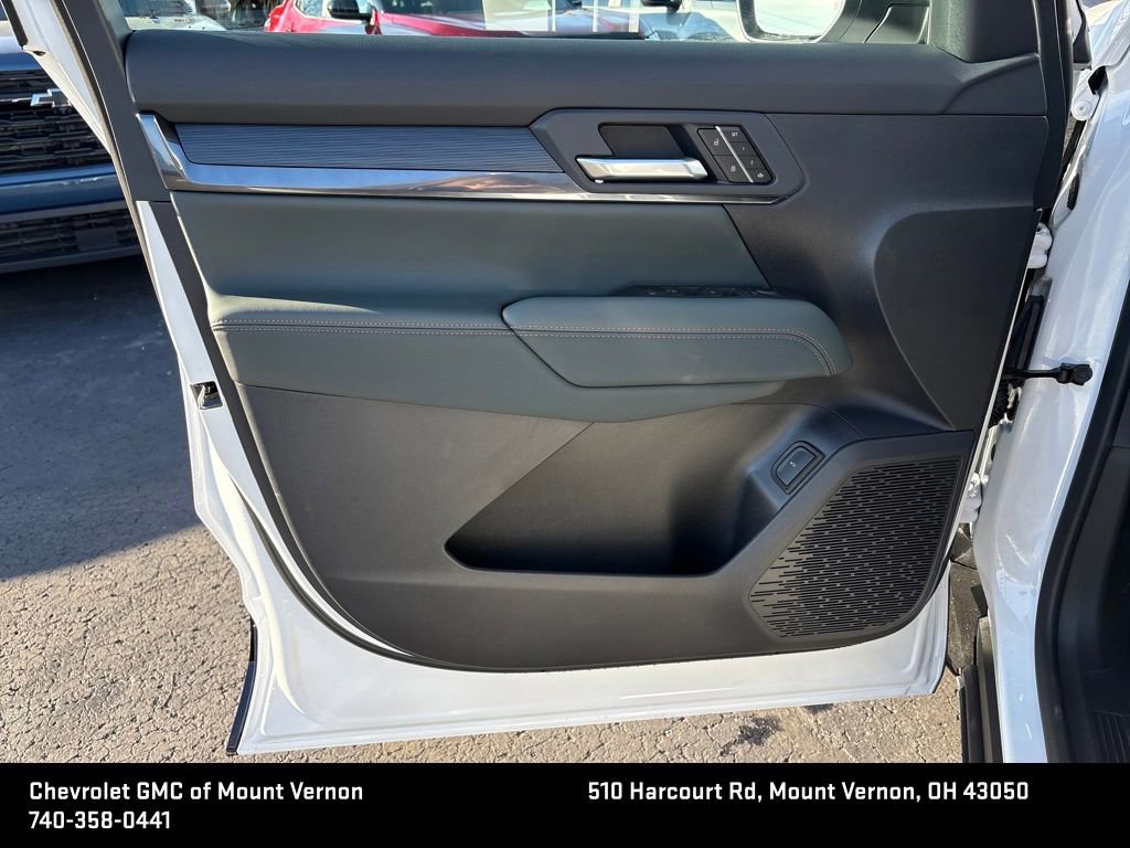 New 2026 GMC Terrain AT4 w/ Convenience Package III image 11