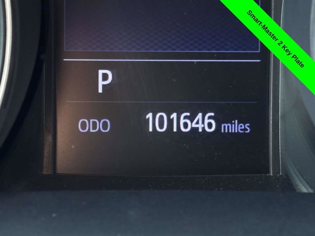 Used 2019 Toyota C-HR XLE image 21