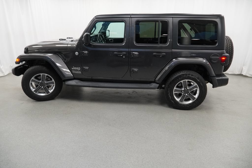 Used 2020 Jeep Wrangler Unlimited Sahara w/ Cold Weather Group AWD/4WD image 41