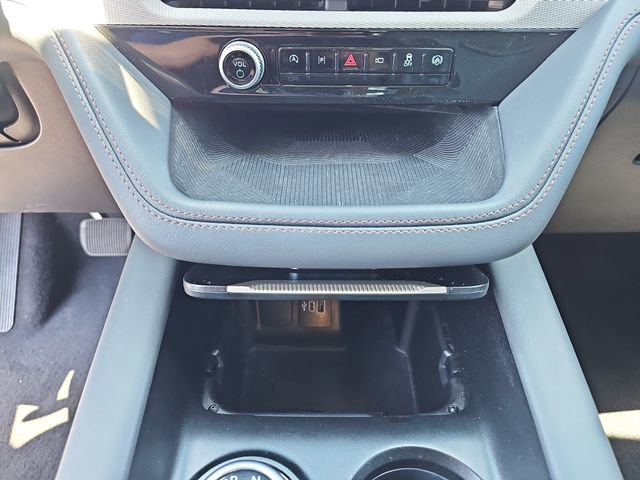 Used 2025 Ford Explorer Active w/ Active Comfort Package RWD image 29