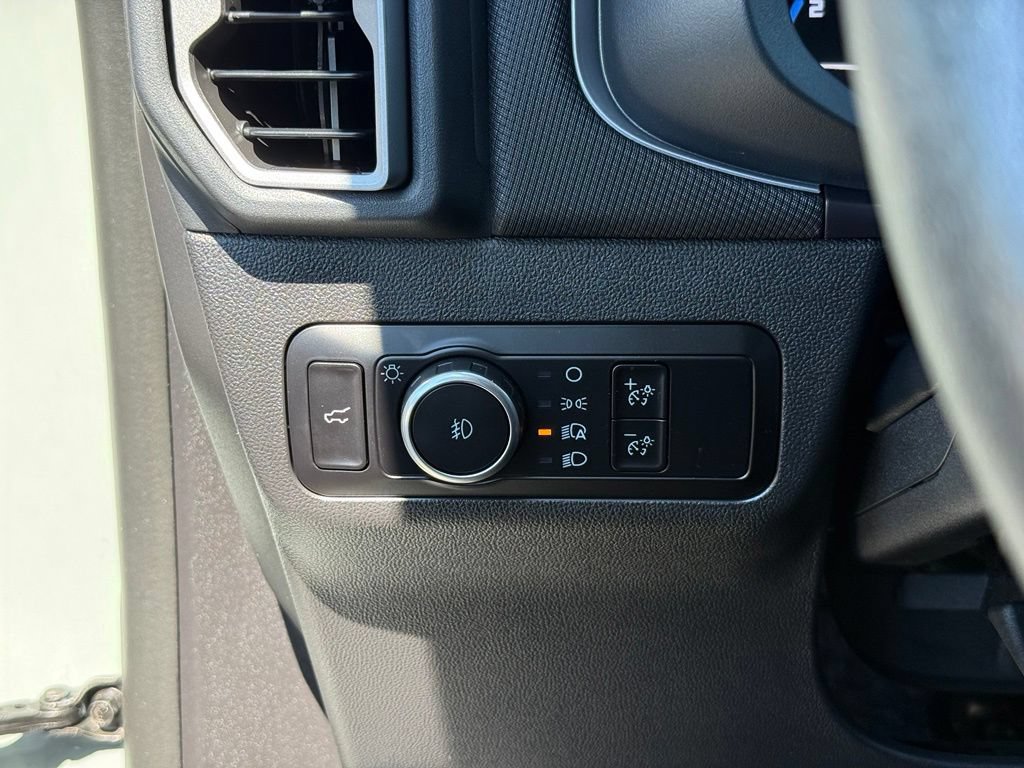 Used 2023 Ford Bronco Sport Outer Banks w/ Tech Package AWD/4WD image 16