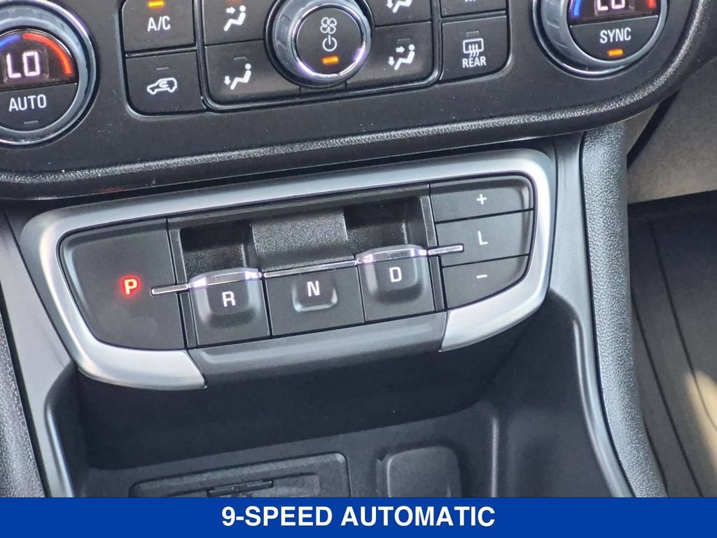 Used 2024 GMC Terrain SLT w/ Infotainment Package II AWD/4WD image 29