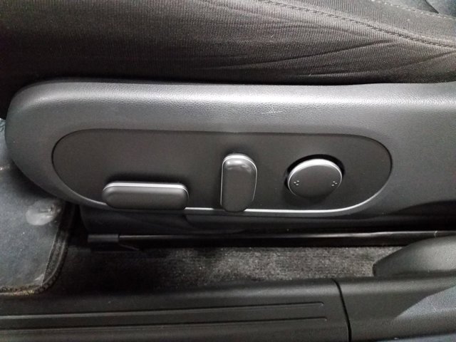 Certified 2023 Hyundai Ioniq 5 SE image 13