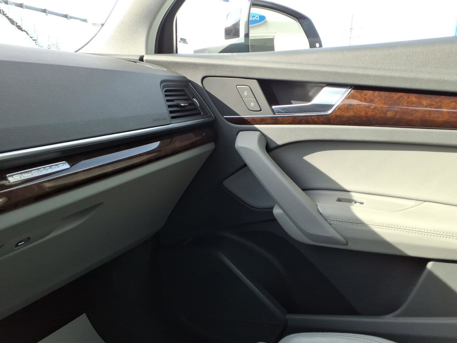 Used 2019 Audi Q5 2.0T Premium Plus w/ Premium Plus Package image 30