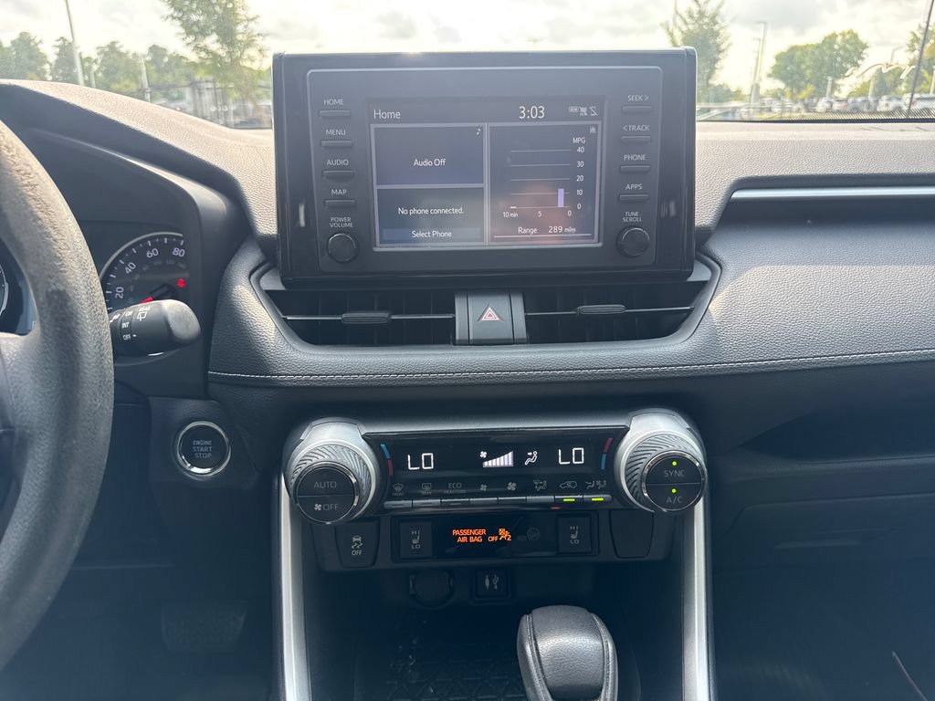 Used 2019 Toyota RAV4 XLE w/ Convenience Package FWD image 18