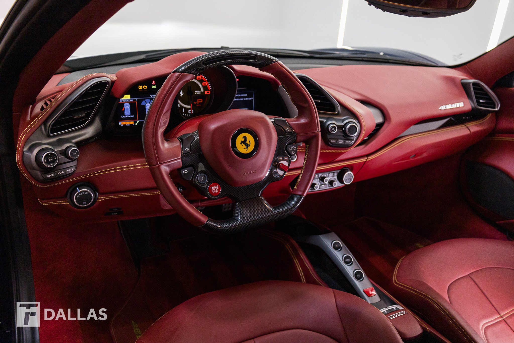 Used 2017 Ferrari 488 GTB RWD image 29