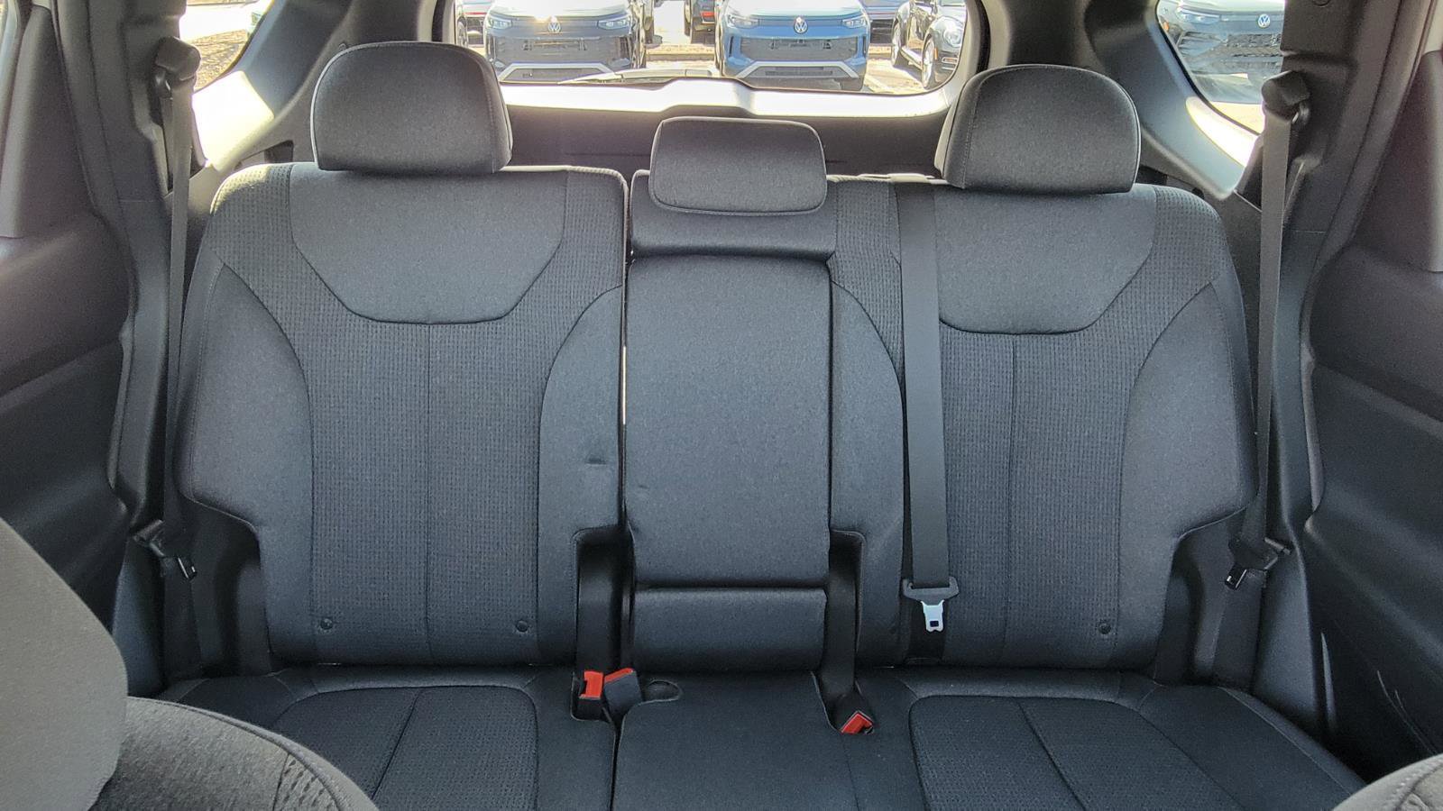 Used 2023 Hyundai Santa Fe SEL image 45