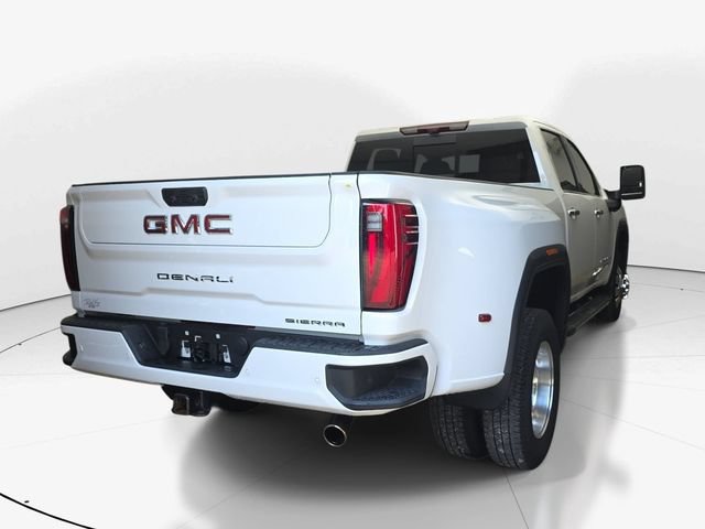 Used 2024 GMC Sierra 3500 Denali w/ Denali Reserve Package AWD/4WD image 6