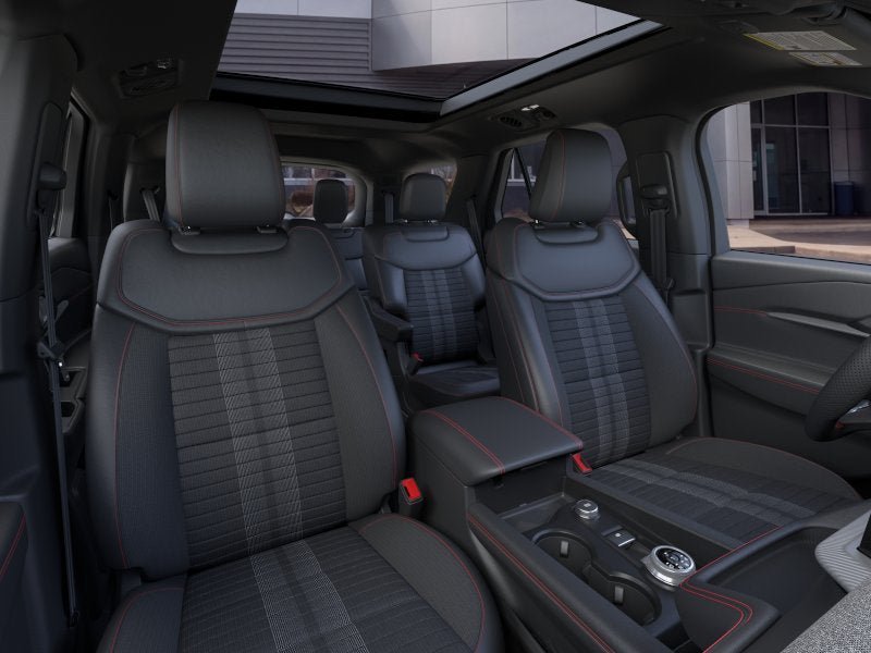 New 2026 Ford Explorer ST-Line w/ ST-Line Street Pack AWD/4WD image 10