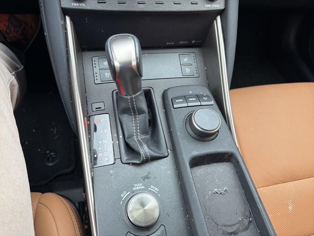 Used 2019 Lexus IS 300 300 w/ Premium Package image 11