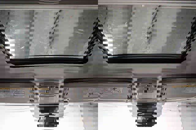 Used 2021 Nissan Armada SL w/ Captain's Chairs Package image 16