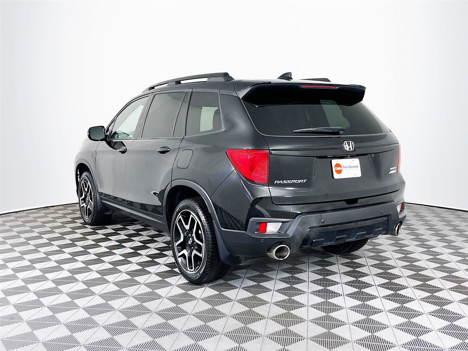 Used 2023 Honda Passport Elite image 7
