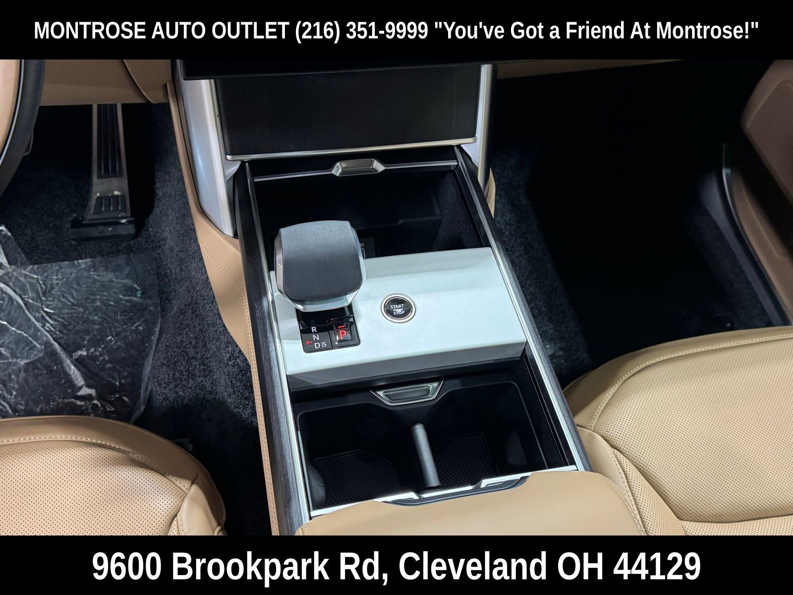 New 2026 Land Rover Range Rover Long Wheelbase SE image 20