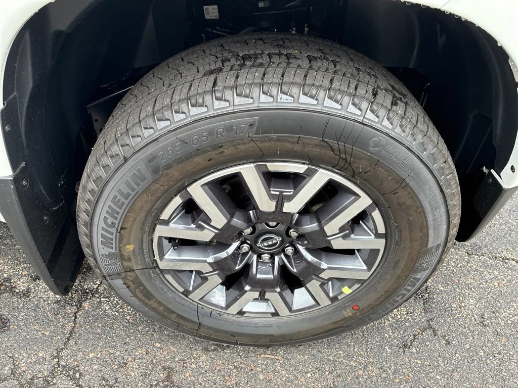 New 2026 Nissan Frontier SV w/ SV Convenience Package AWD/4WD image 9