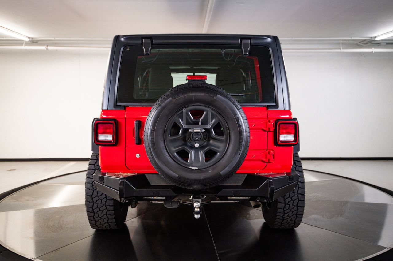 Used 2018 Jeep Wrangler Unlimited Sport AWD/4WD image 6