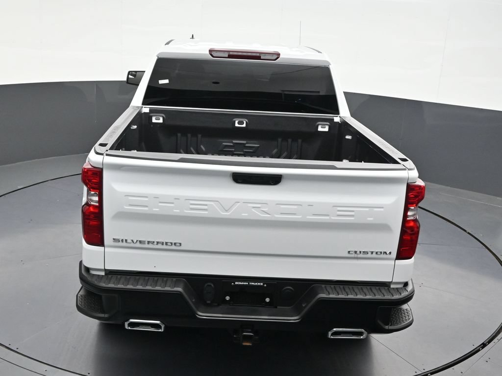 Used 2025 Chevrolet Silverado 1500 Custom Trail Boss AWD/4WD image 18