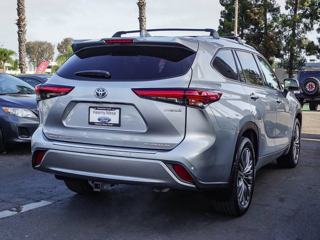 Used 2021 Toyota Highlander Platinum AWD/4WD image 7