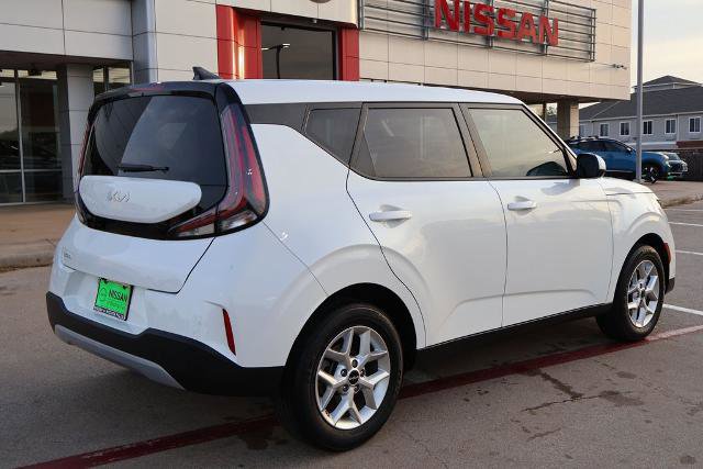 Used 2023 Kia Soul LX w/ Option Group 015 image 6